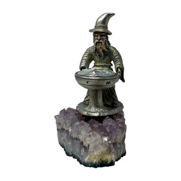 Spoontiques Pewter Wizard Figurine Amethyst Rock Iridescent Crystal CauldroN - Picture 2 of 16